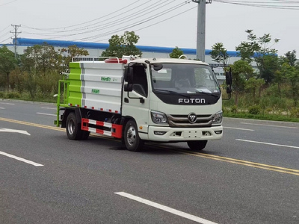 國(guó)六福田藍(lán)牌7方抑塵車(chē)