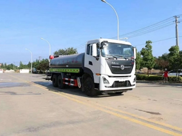 國(guó)六東風(fēng)天龍后雙橋18方抑塵車(chē)